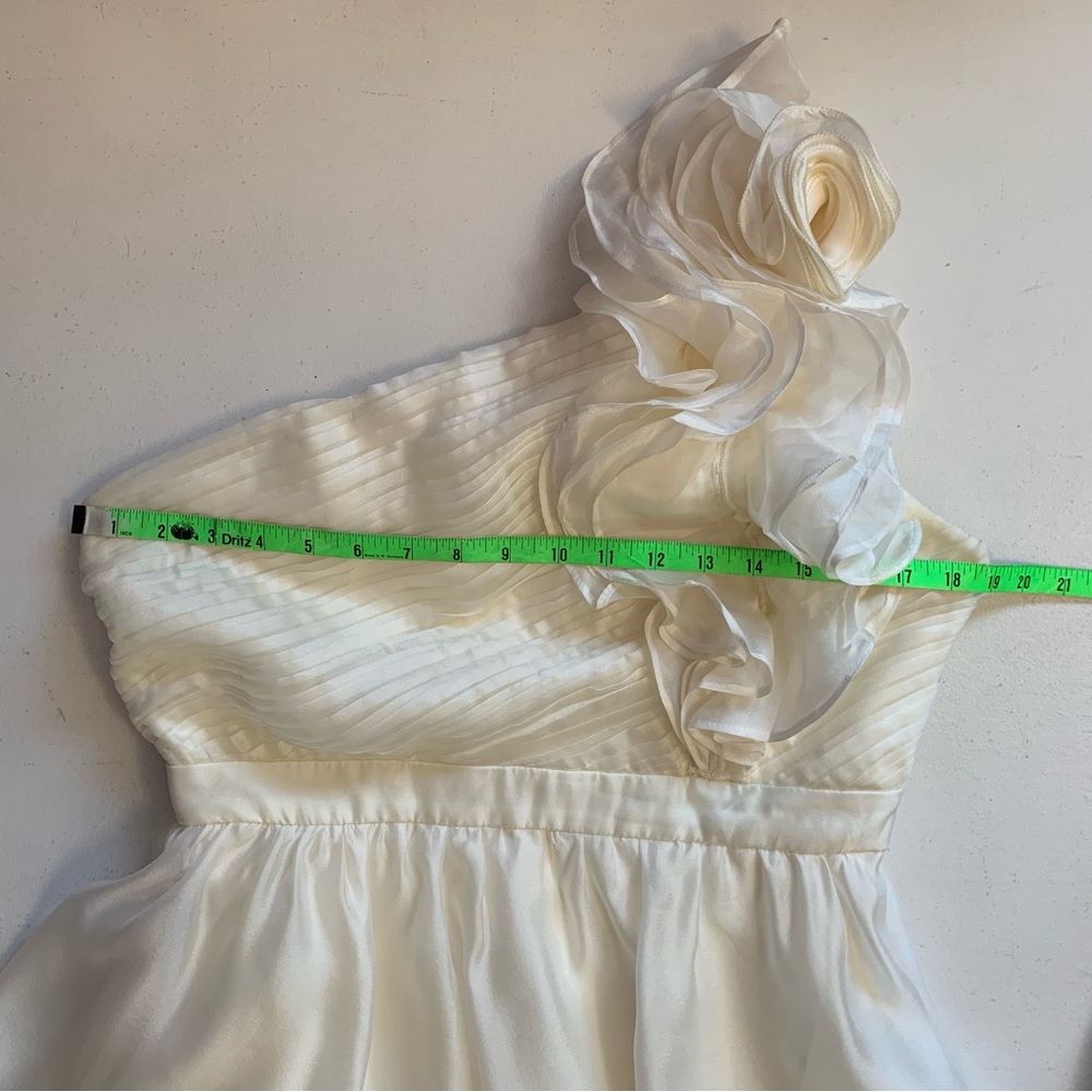 Lulus Large Lanelle Cream Ruffled One Shoulder Midi Dress NWOT Whimsical Tiered - Picture 14 of 17